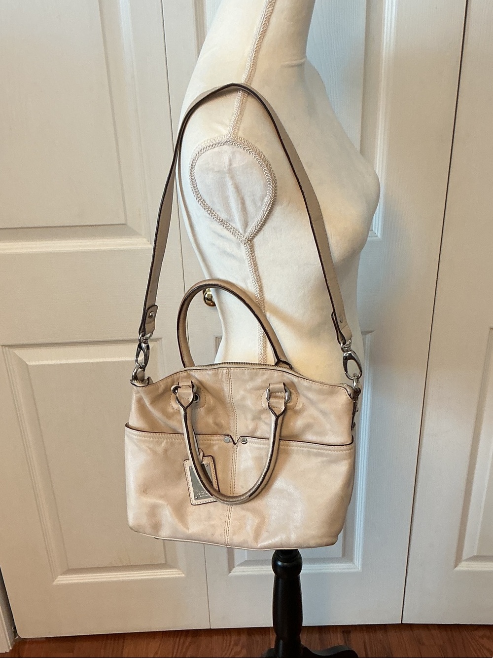 Neutral Cream Leather Shoulder Tote with Top Handles
